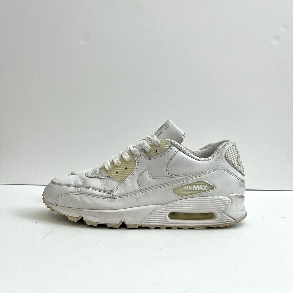 2011 Nike Air Max 90 Triple White Leather VTG Rare Wht AM90 302519 113 Sz 9.5